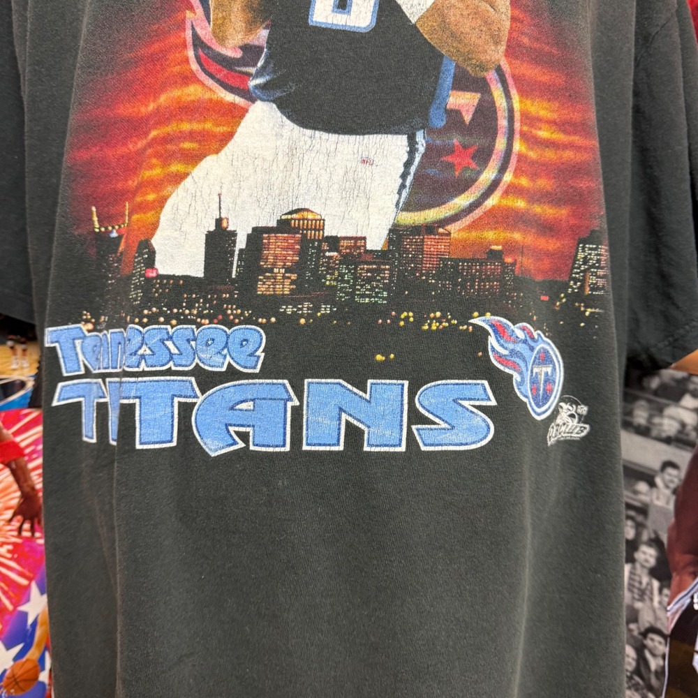 Vintage 90s Tennessee Titans Steve McNair City Skyline True Fan NFL Tee Sz 2XL - Picture 3 of 8